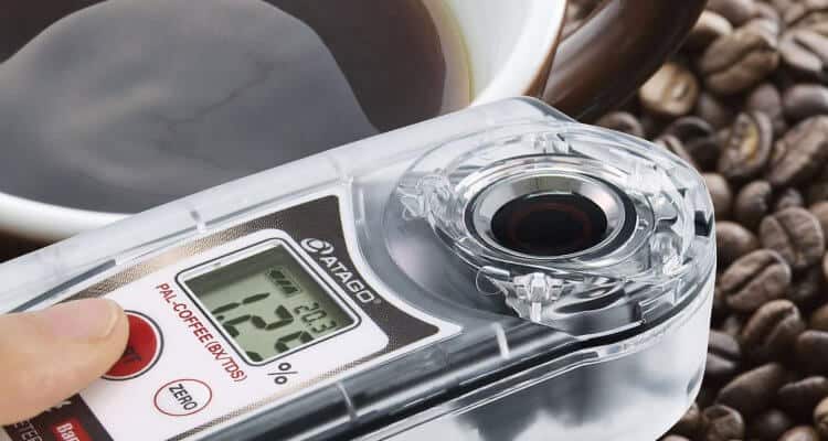 Accurate measurement of coffee concentration using a state-of-the-art coffee refractometer