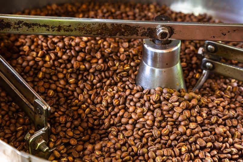 Understanding coffee bean freshness: discover how long coffee beans can be stored without losing flavor